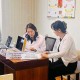 НИЙГМИЙН ХАРИУЦЛАГА-ЭРҮҮЛ МЭНДИЙГ ДЭМЖИХ ЧИГЛЭЛИЙН ХҮРЭЭНД СУРГАЛТ ОРЖ ЭМЧ НАР ҮЗЛЭЭ ХИЙЛЭЭ.